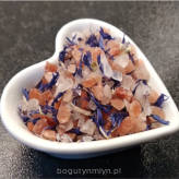 HIMALAJSKA SÓL DO KĄPIELI Z PŁATKAMI CHABRU 400G 